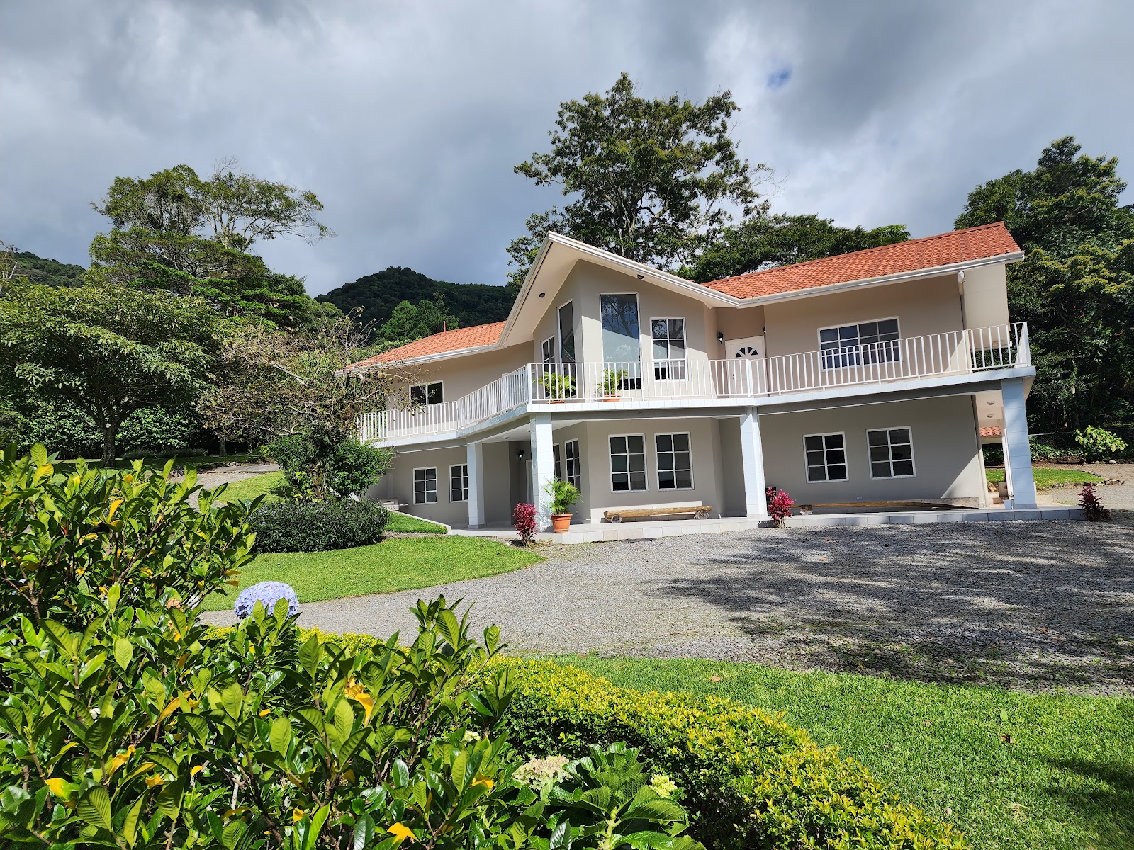 Coffee Estate Inn