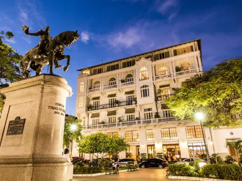 American Trade Hotel