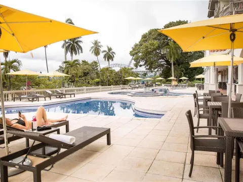 Radisson Hotel Panama Canal